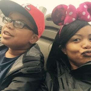 Meet your Posher, Tiffany