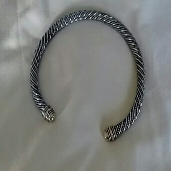 **SOLD** *HP* Minimalist Chic necklace BNWOT - Picture 2 of 4