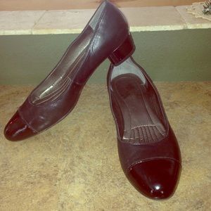 Black Easy Spirit heels