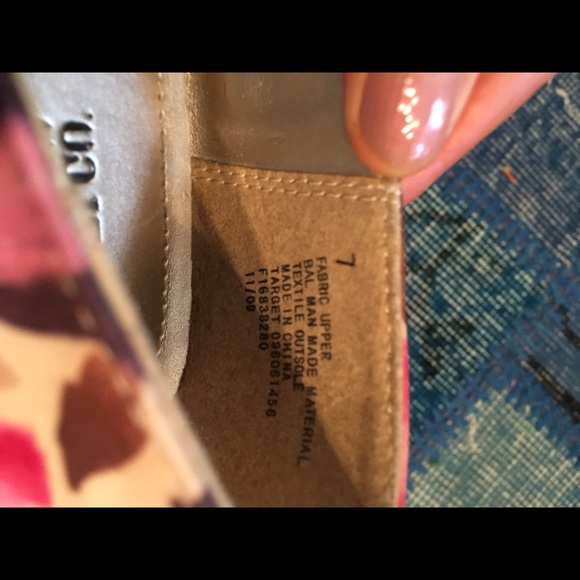 Beautiful floral print flats🌺 - Picture 4 of 4