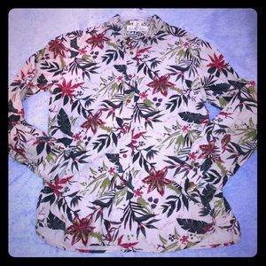 A detailed Corduroy button up shirt.