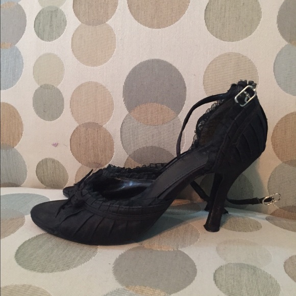 black lace trimmed heels
