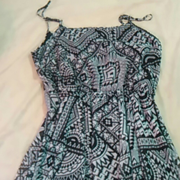 Medium black and white Dress