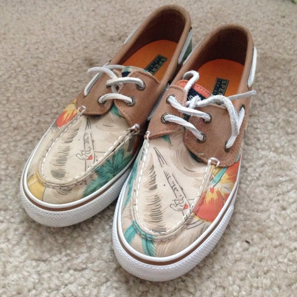 Tropical Sperrys - Picture 1 of 4