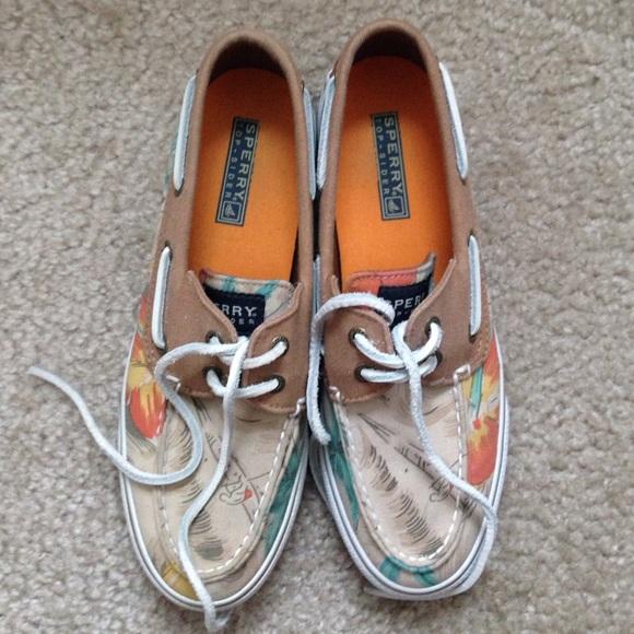 Tropical Sperrys - Picture 2 of 4