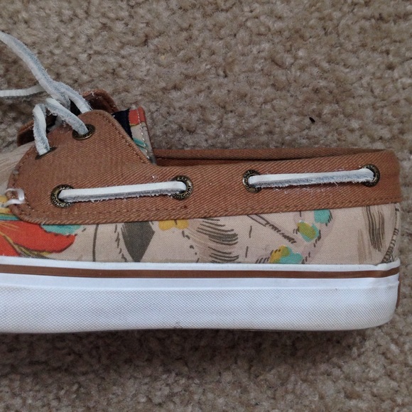 Tropical Sperrys - Picture 3 of 4