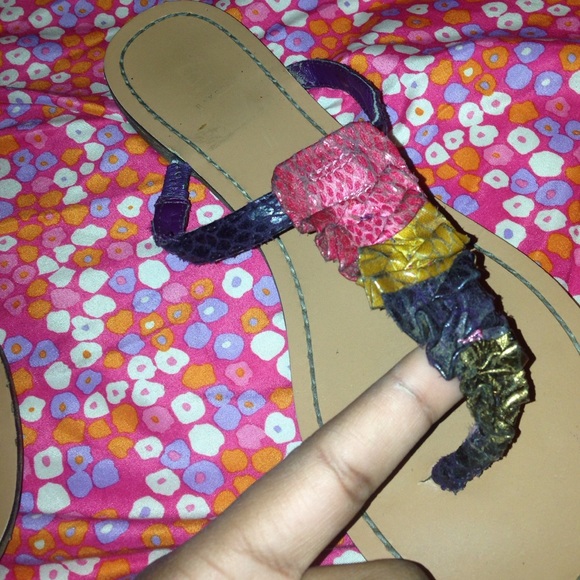 Sandals - Picture 2 of 3