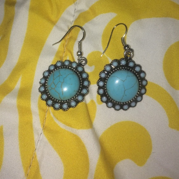 Bohemian style earnings
