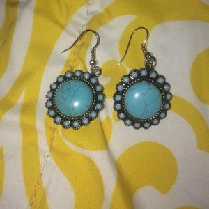 Bohemian style earnings