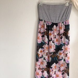 Cute summer maxi dress
