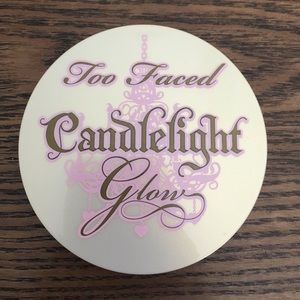 Too Faced highlighting powder