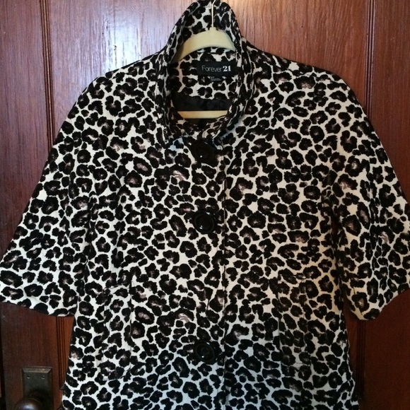 Statement jacket - Picture 2 of 3