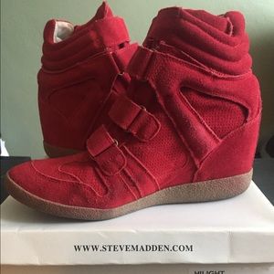 Steve Madden Hilight Red