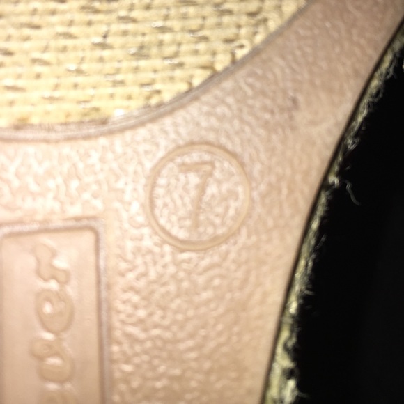 red wedges 3 inches - Picture 3 of 3