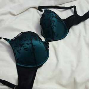 Seductive Teal Lace Pushup Bra