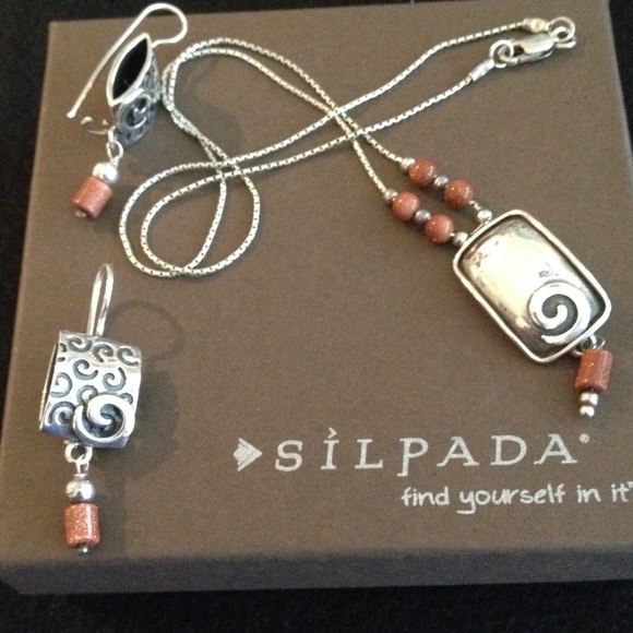 Silpada earring and necklace set