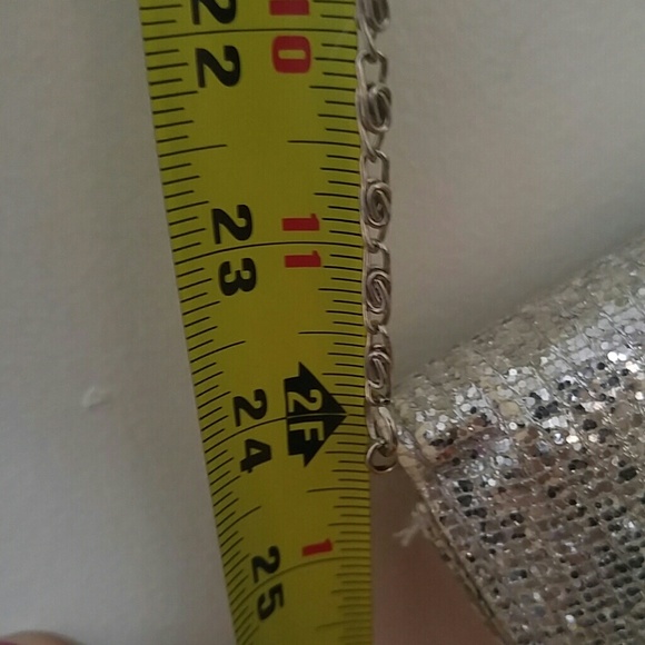 silver clutch - Picture 3 of 3