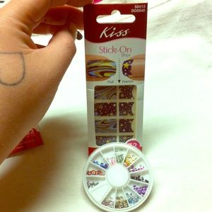 Kiss GALAXY stick on nail strips