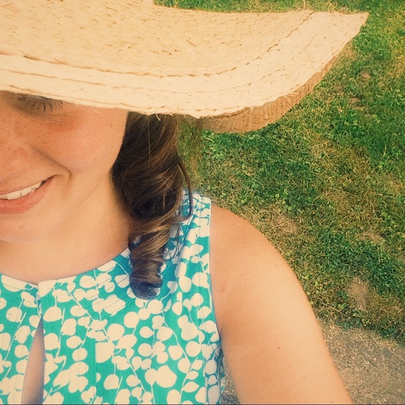 Meet your Posher, Kenna - Picture 1 of 1
