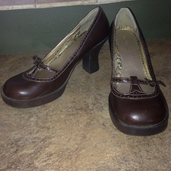 Brown heels