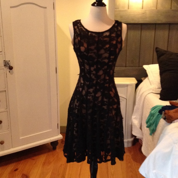 Black lace dress