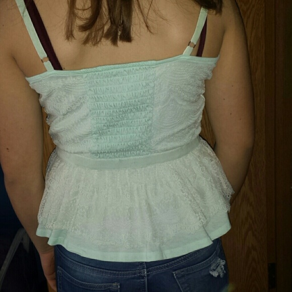 Laced mint top - Picture 3 of 3
