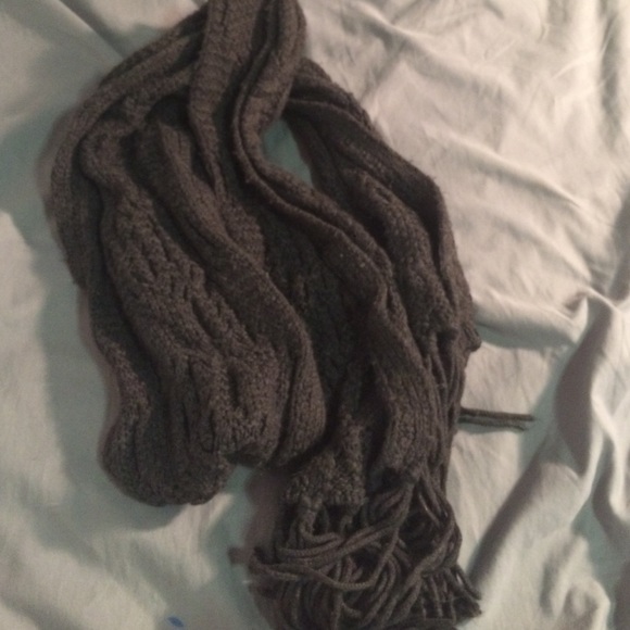 Long, wool scarf