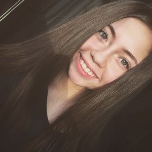 Meet your Posher, Natalie