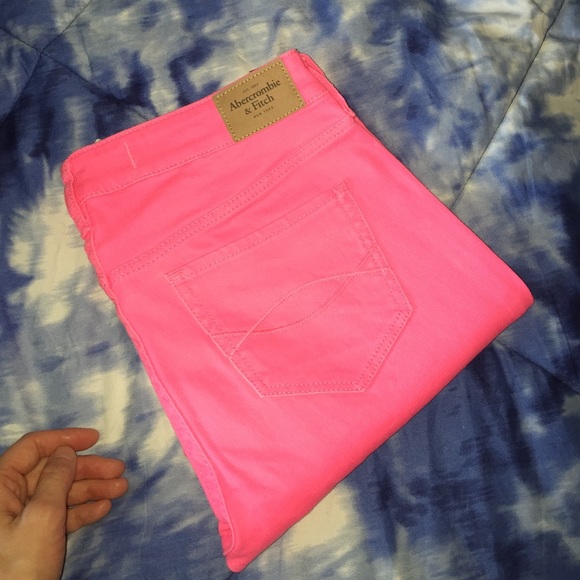 Abercrombie and Fitch skinny jeans size 27 or 4