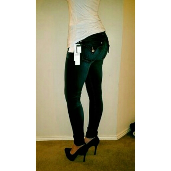 SOLD OUT - Picture 4 of 4