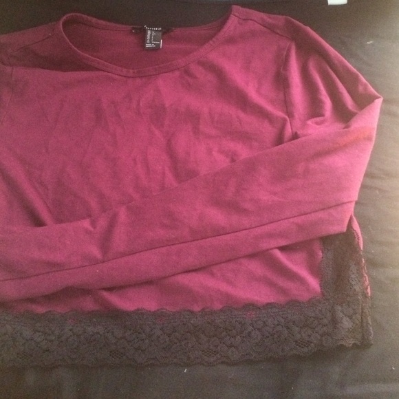 Maroon long sleeved crop top