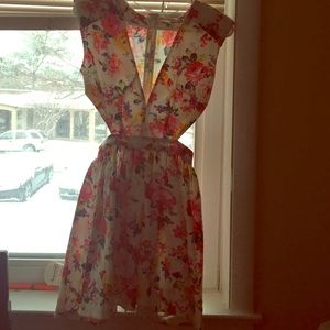 Floral cut out waist dress