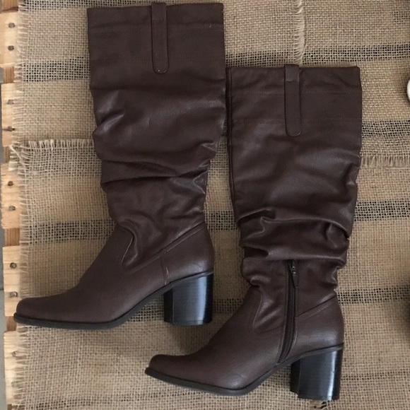 St. John's Bay Shoes - St. John's Bay ▪️ Brown Boots