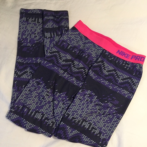 Nike Pants - Nike Pro Leggings