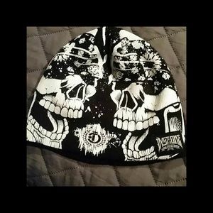 Black Dyson One beanie