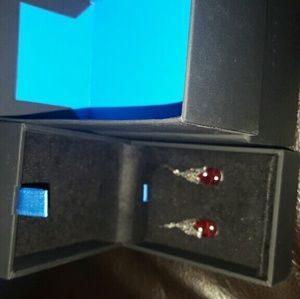 Meet your Posher, Mary ingrid