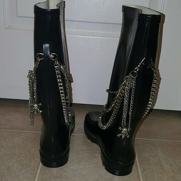 SOLD - Picture 4 of 4