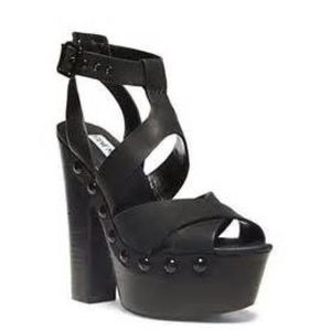 WORN ONCE! Steve Madden Serrius Stacked Sandal