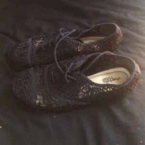 Laced Oxford shoes