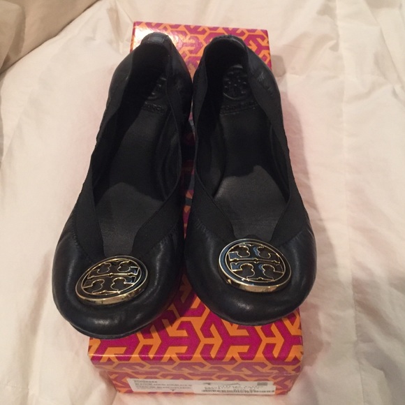 Tory Burch black flats. Caroline style. - Picture 1 of 4