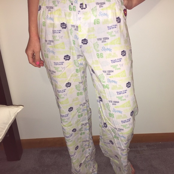 green and white pajama pants - Picture 1 of 3