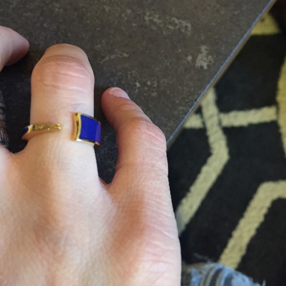 Colored enamel ring - Picture 2 of 2
