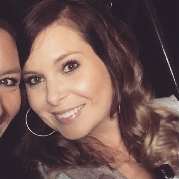 Meet your Posher, Janna - Picture 1 of 1