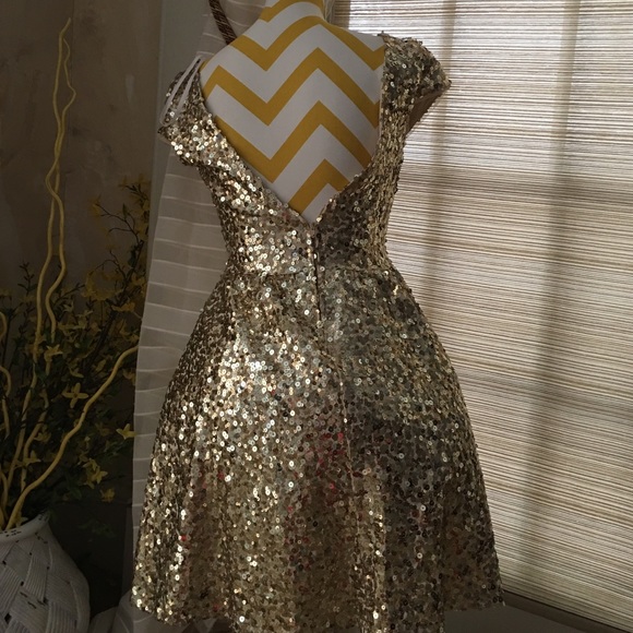 Sequence dress - Picture 2 of 2
