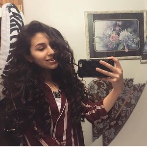 Meet your Posher, Selina