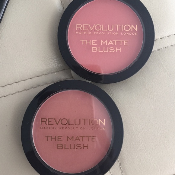 Revolution matte blush bundle