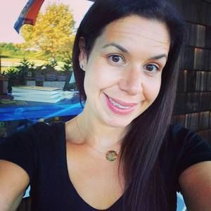 Meet your Posher, Stefanie