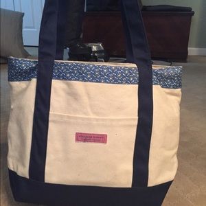 Vineyard vines canvas tote