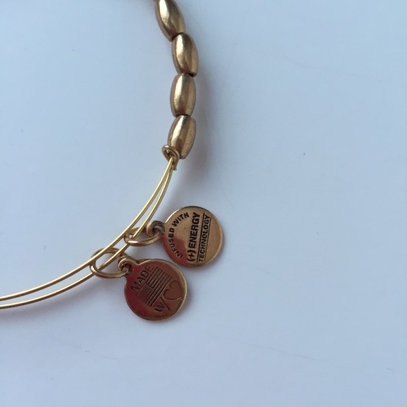 🌟💗HP 3/17💗🌟Alex & Ani beaded bangle w/ tassel - Picture 3 of 3