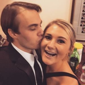 Meet your Posher, Becca